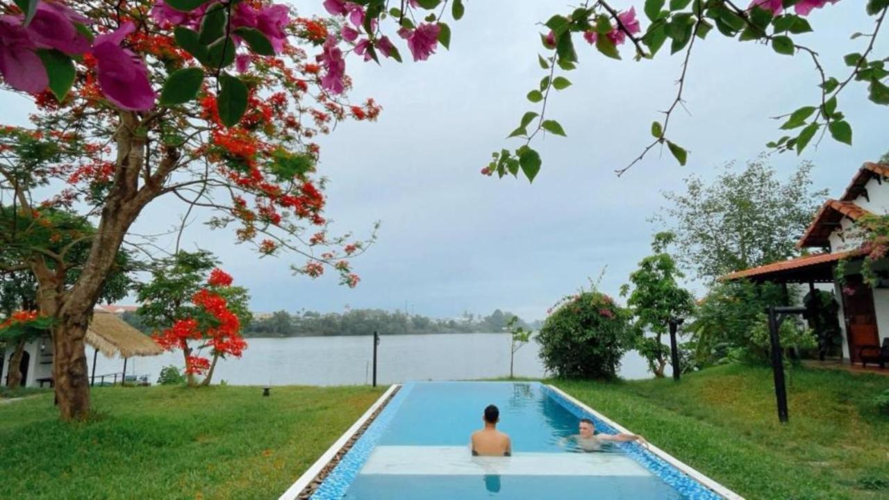 La Y Riverview Hue Buitenkant foto
